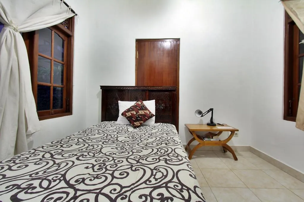 Pondok Gusti Ubud Homestay Redpartner